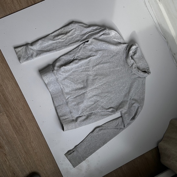 Lululemon Grey Mock/Turtle/Funnel/cowl neck sweater 4 Gray - Picture 2 of 5